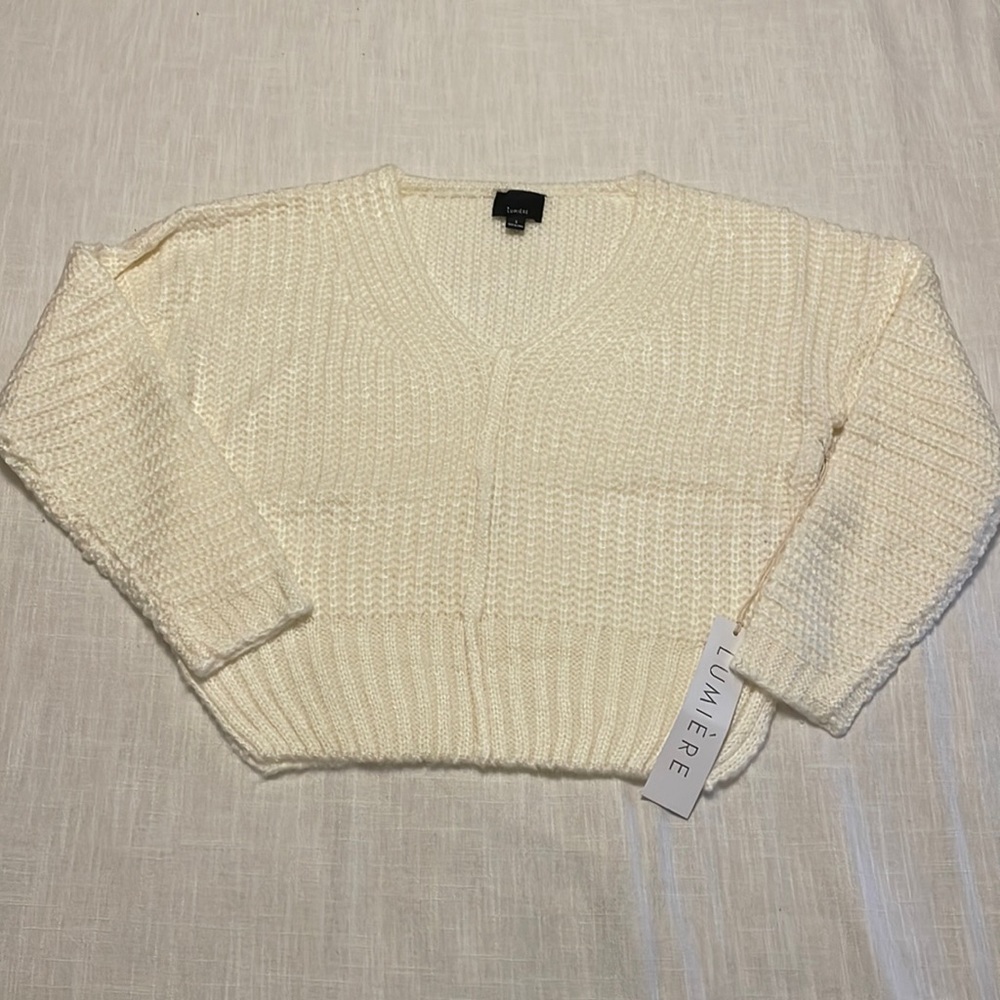 NWT Lumiere Cropped Knit Cream Sweater